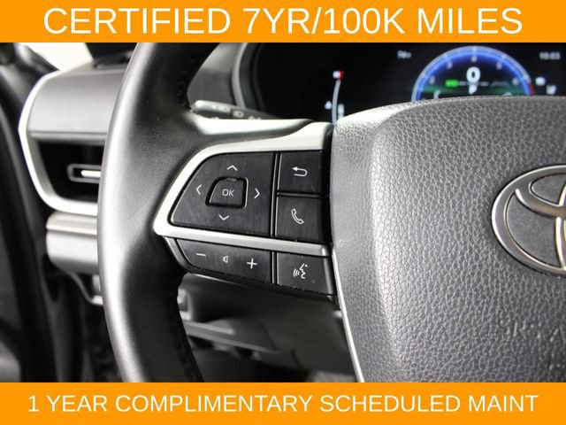 Used 2025 Toyota Grand Highlander AWD image 21