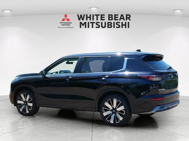 Used 2026 Mitsubishi Outlander SE AWD/4WD image 4