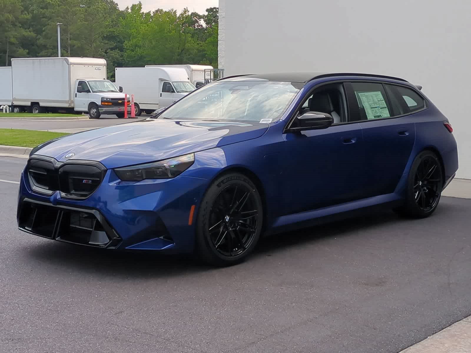 New 2027 BMW M5 Touring AWD/4WD image 5