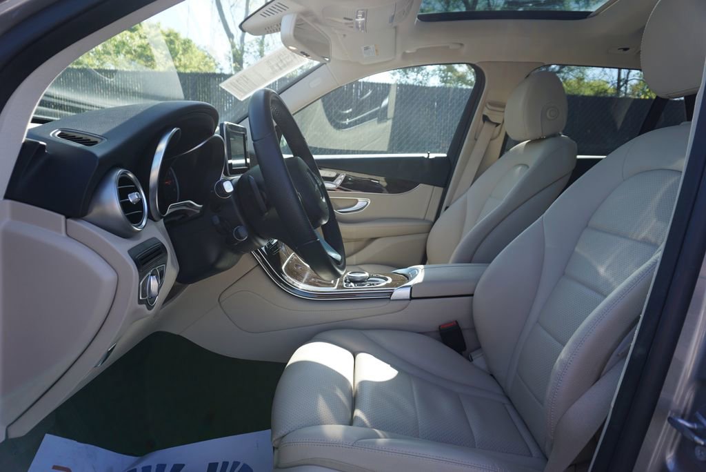 Used 2019 Mercedes-Benz GLC 300 image 20