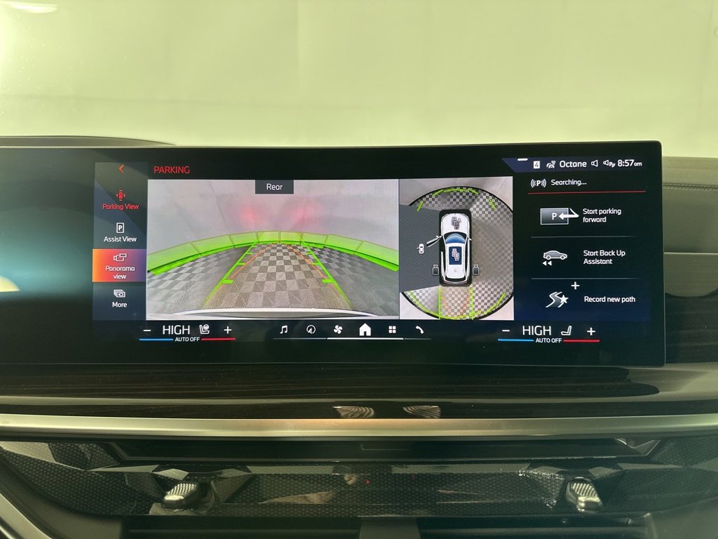 New 2026 BMW X5 xDrive50e w/ Premium Package image 14