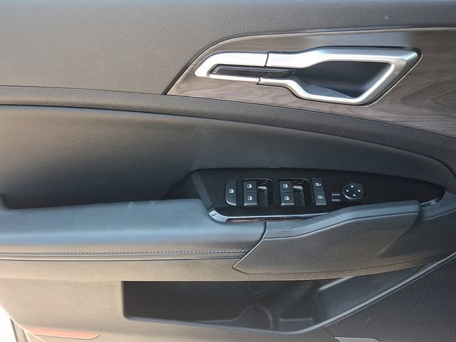 Used 2024 Kia Sportage X-Line w/ X-Line Premium Package AWD/4WD image 12