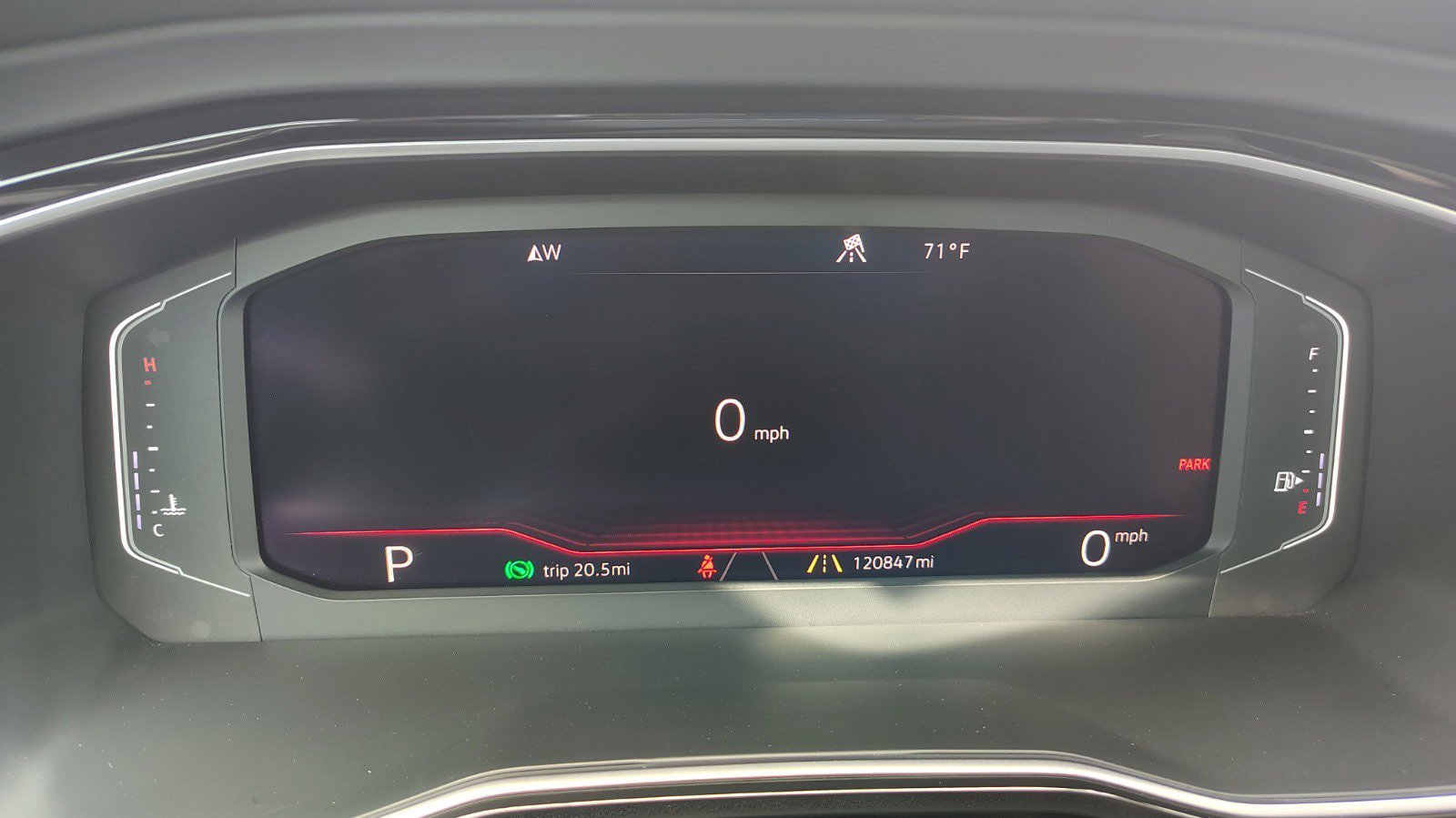 Used 2019 Volkswagen Jetta SEL Premium FWD image 23