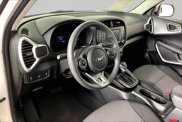 Used 2021 Kia Soul LX FWD image 16