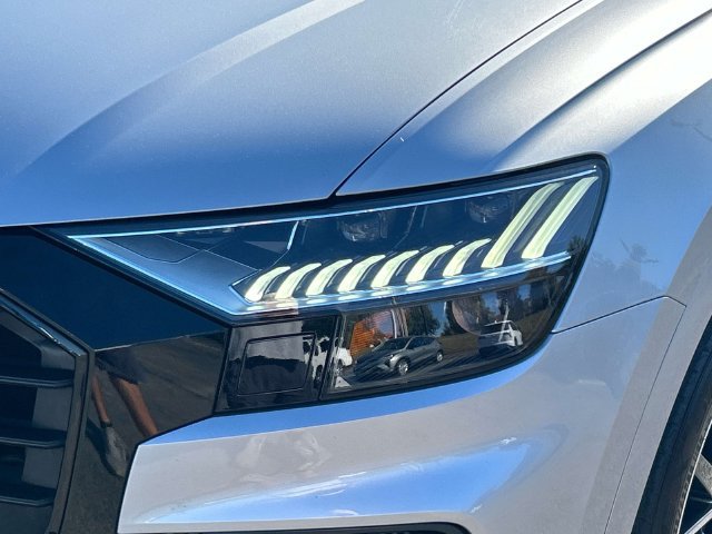 Used 2021 Audi Q8 Prestige AWD/4WD image 9