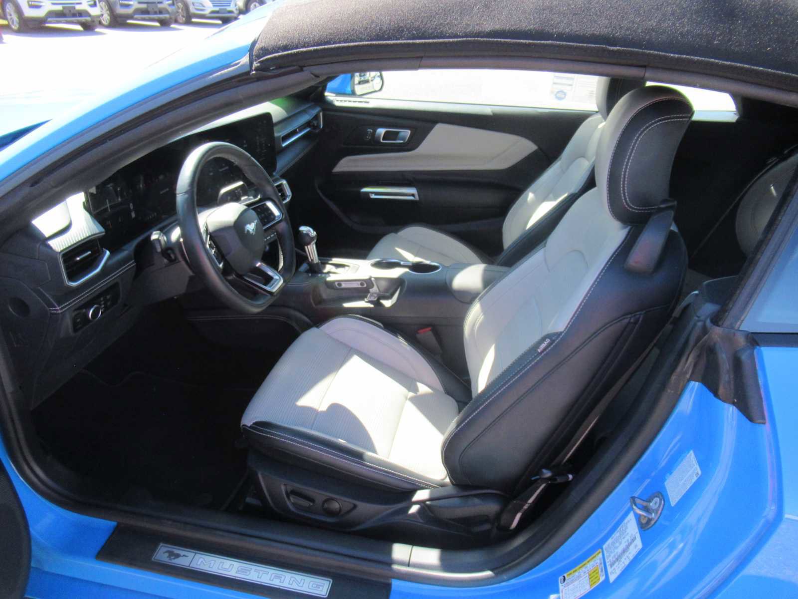 Used 2024 Ford Mustang GT Premium w/ GT Performance Package RWD image 14