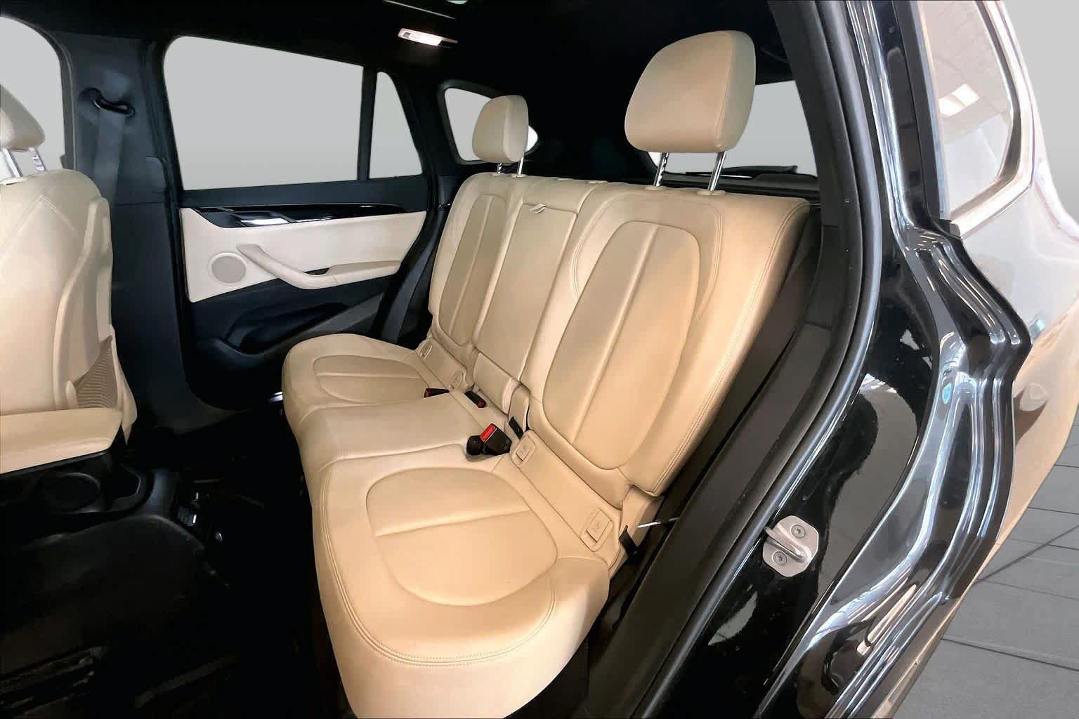 Used 2017 BMW X1 sDrive28i FWD image 16