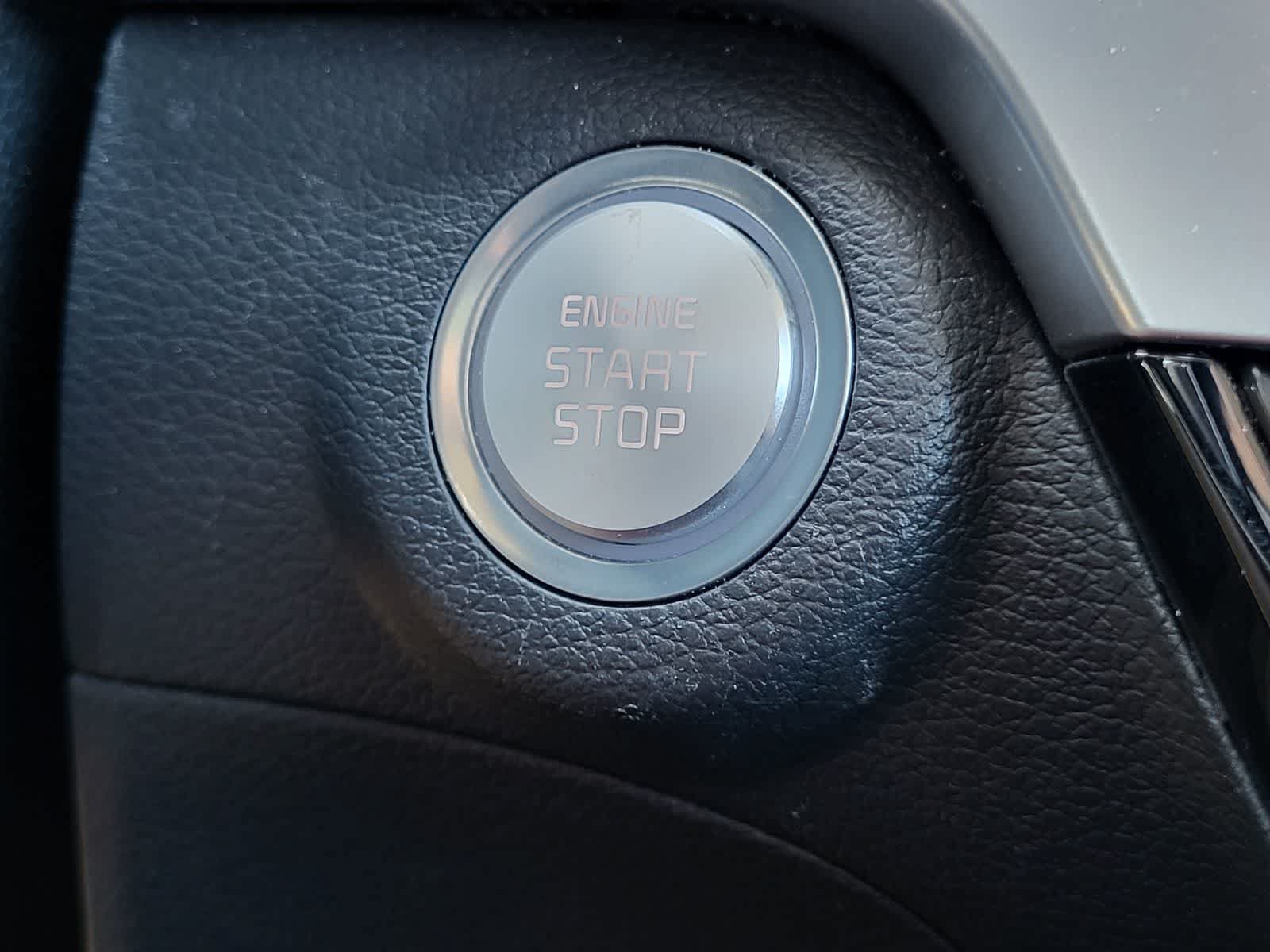 Used 2024 Kia Telluride S w/ S Sunroof Package FWD image 17