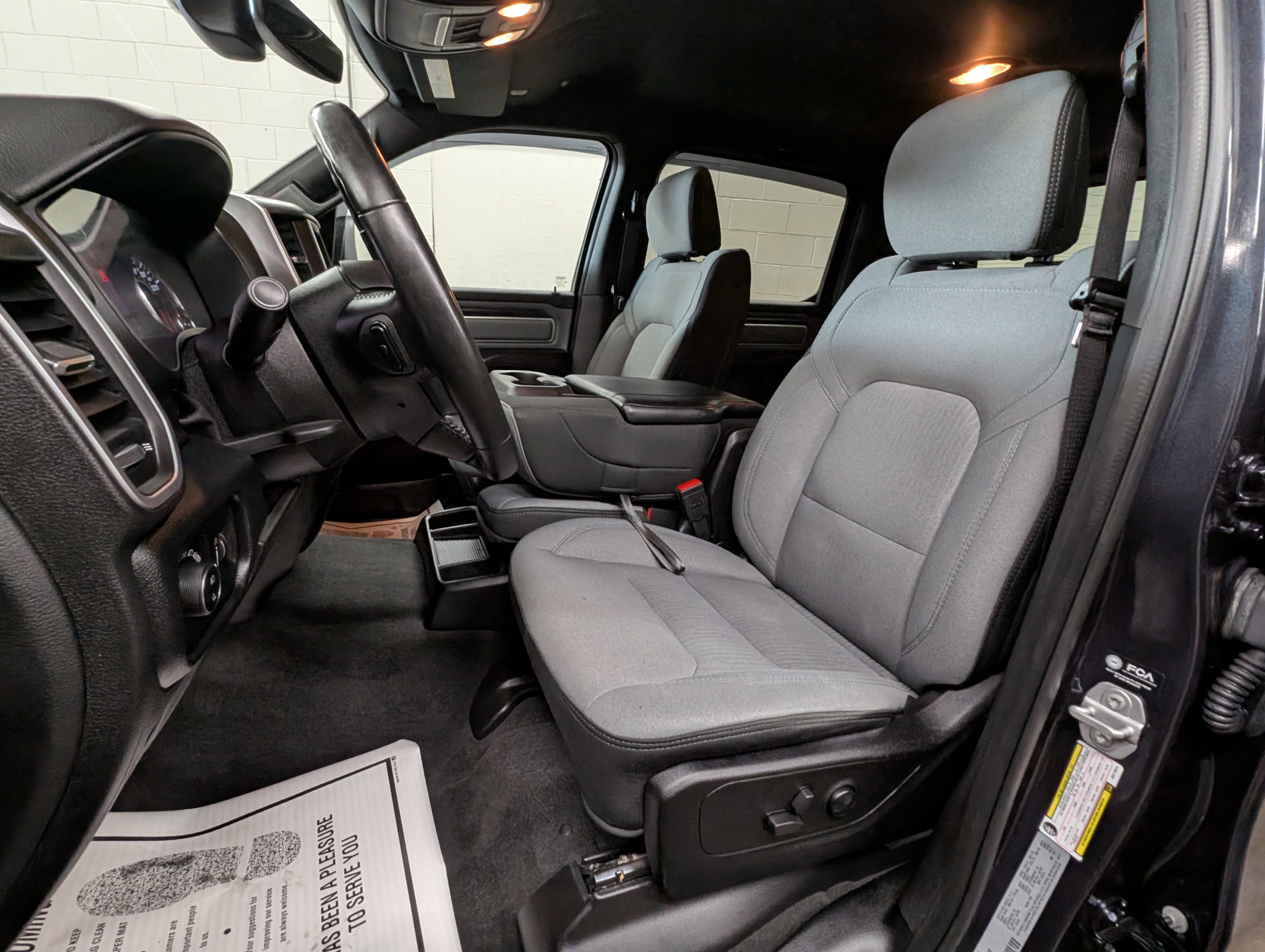 Used 2021 RAM 1500 Big Horn image 14