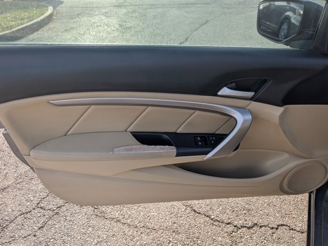 Used 2010 Honda Accord EX-L image 9