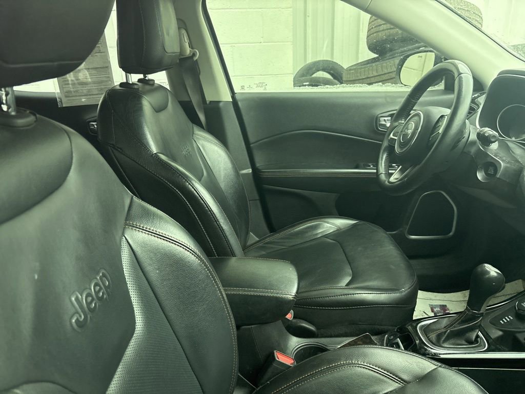 Certified 2018 Jeep Compass Limited image 14