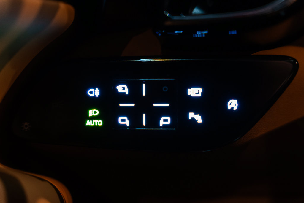 Certified 2021 Ferrari Roma RWD image 33