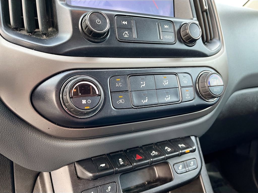 Used 2019 Chevrolet Colorado Z71 AWD/4WD image 15