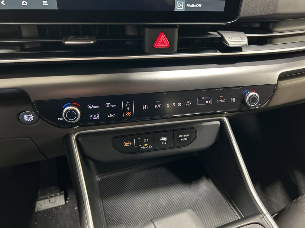 New 2026 Kia Carnival image 19