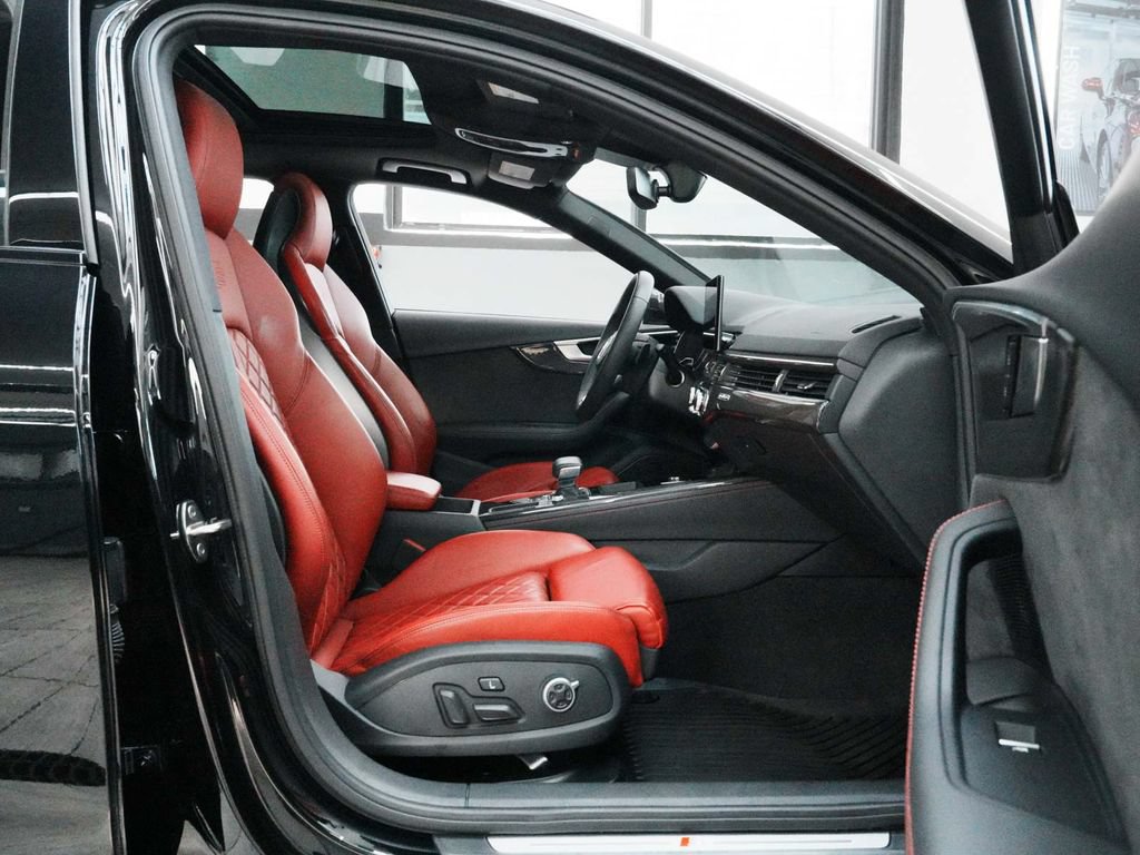 Used 2024 Audi S4 Premium Plus AWD/4WD image 36