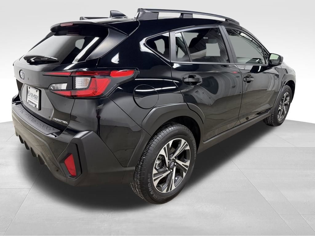 Used 2024 Subaru Crosstrek 2.0i Premium w/ Popular Package #3 image 9
