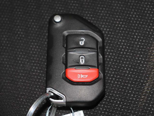 Used 2020 Jeep Wrangler Sport image 30