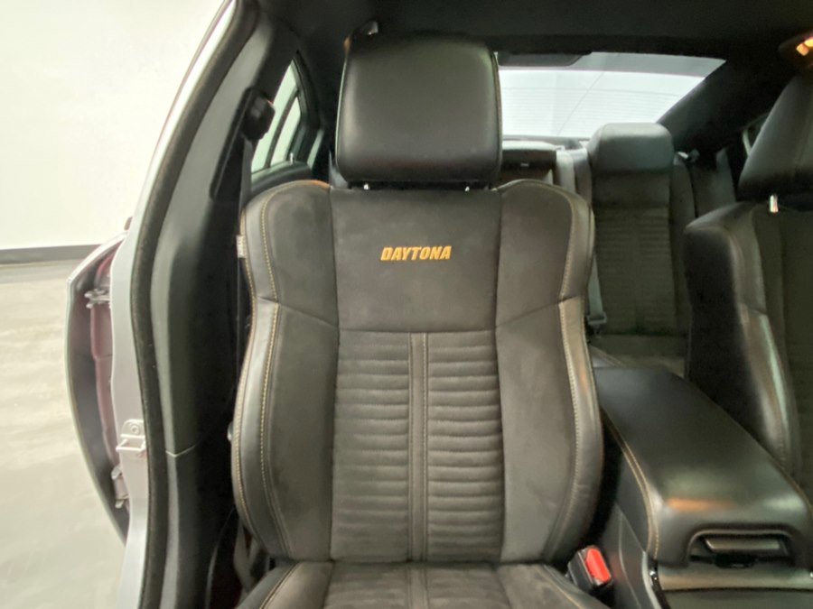 Used 2018 Dodge Charger R/T image 26