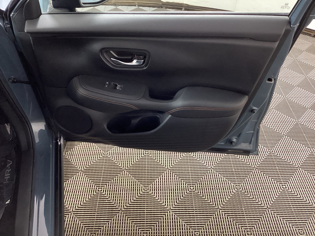 Used 2024 Honda HR-V Sport image 9