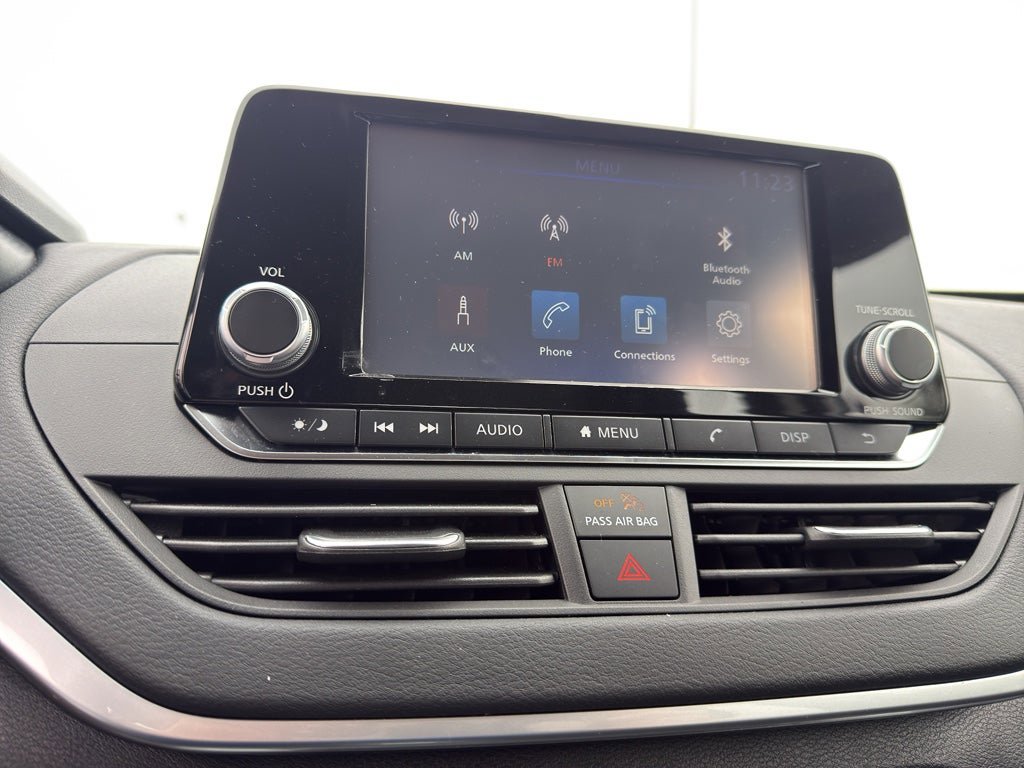 Used 2022 Nissan Altima 2.5 S FWD image 16