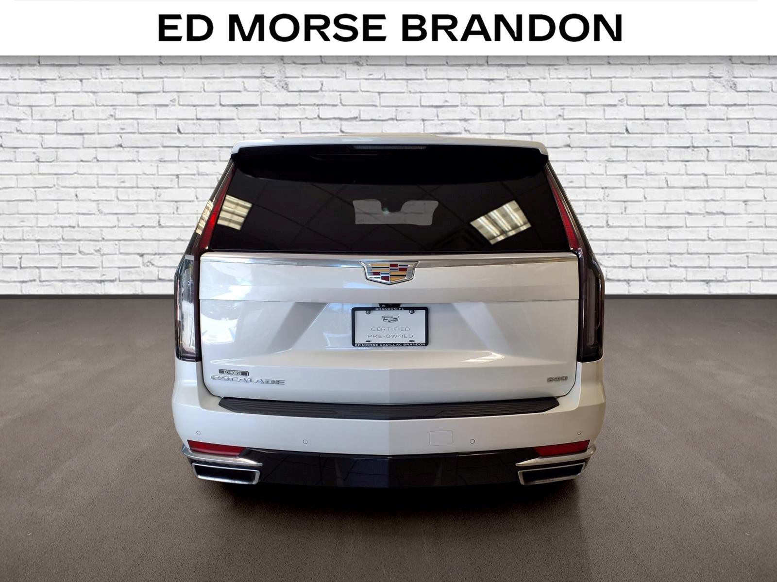 Certified 2024 Cadillac Escalade ESV Premium Luxury RWD image 4