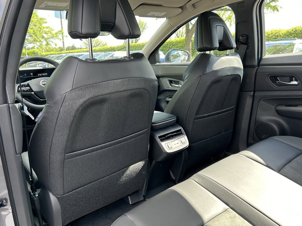 Certified 2024 Nissan Ariya AWD image 23