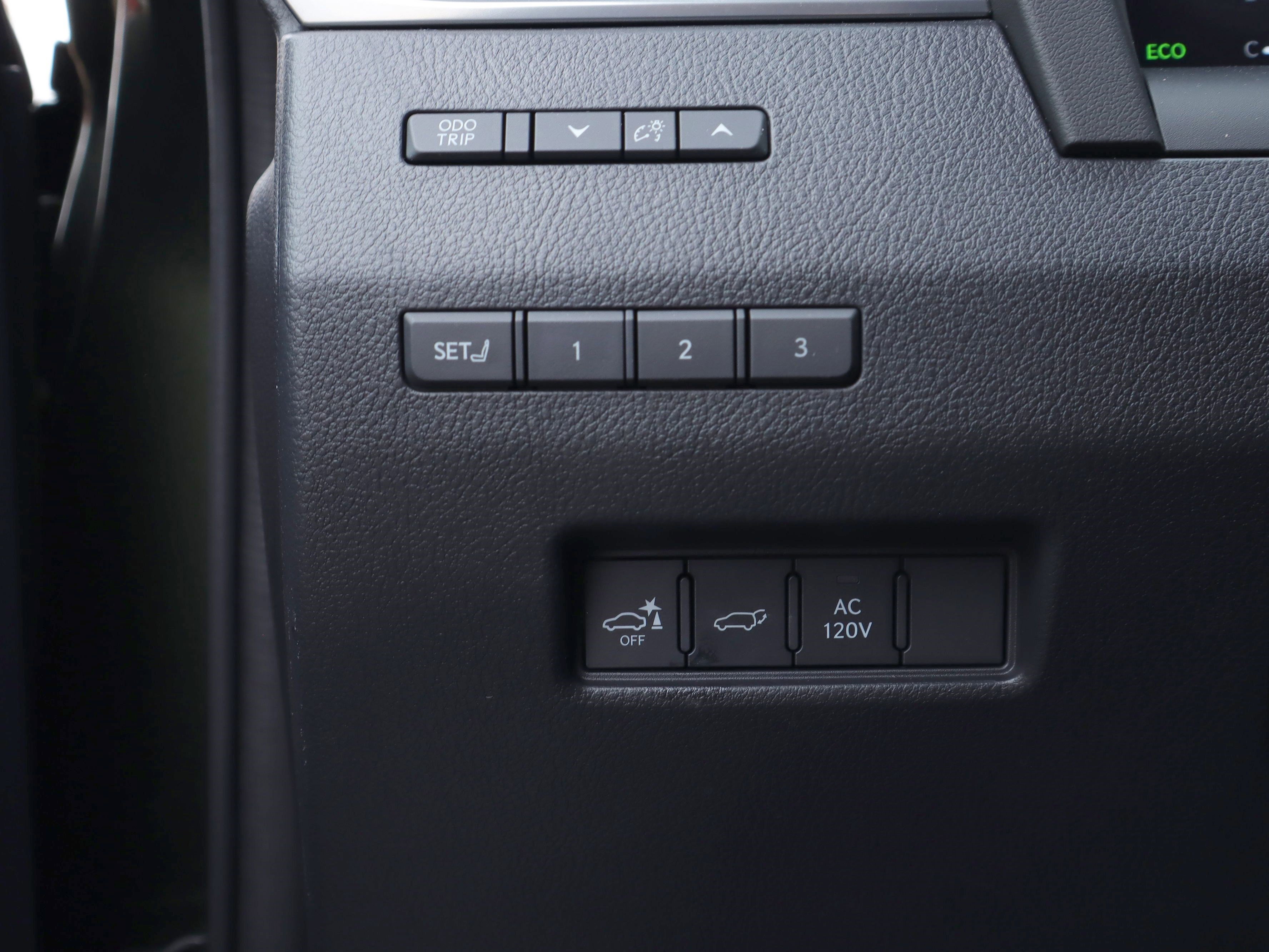 Used 2025 Lexus GX 550 GX 550 Premium+ w/ Accessory Package (Z1) image 22