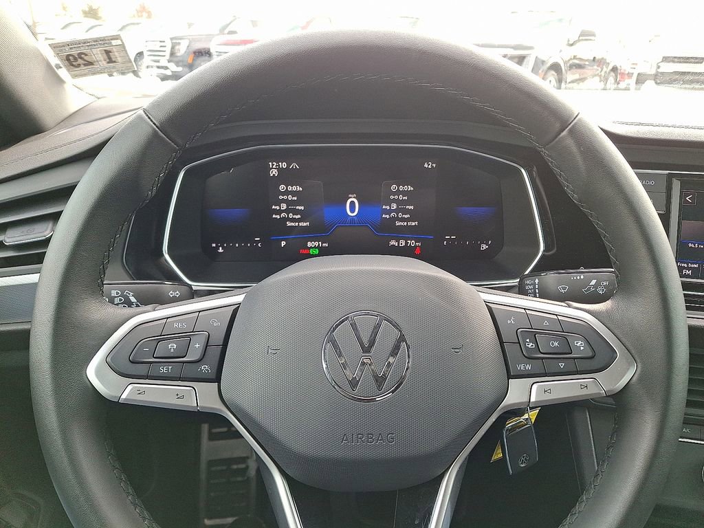Used 2023 Volkswagen Jetta Sport image 19