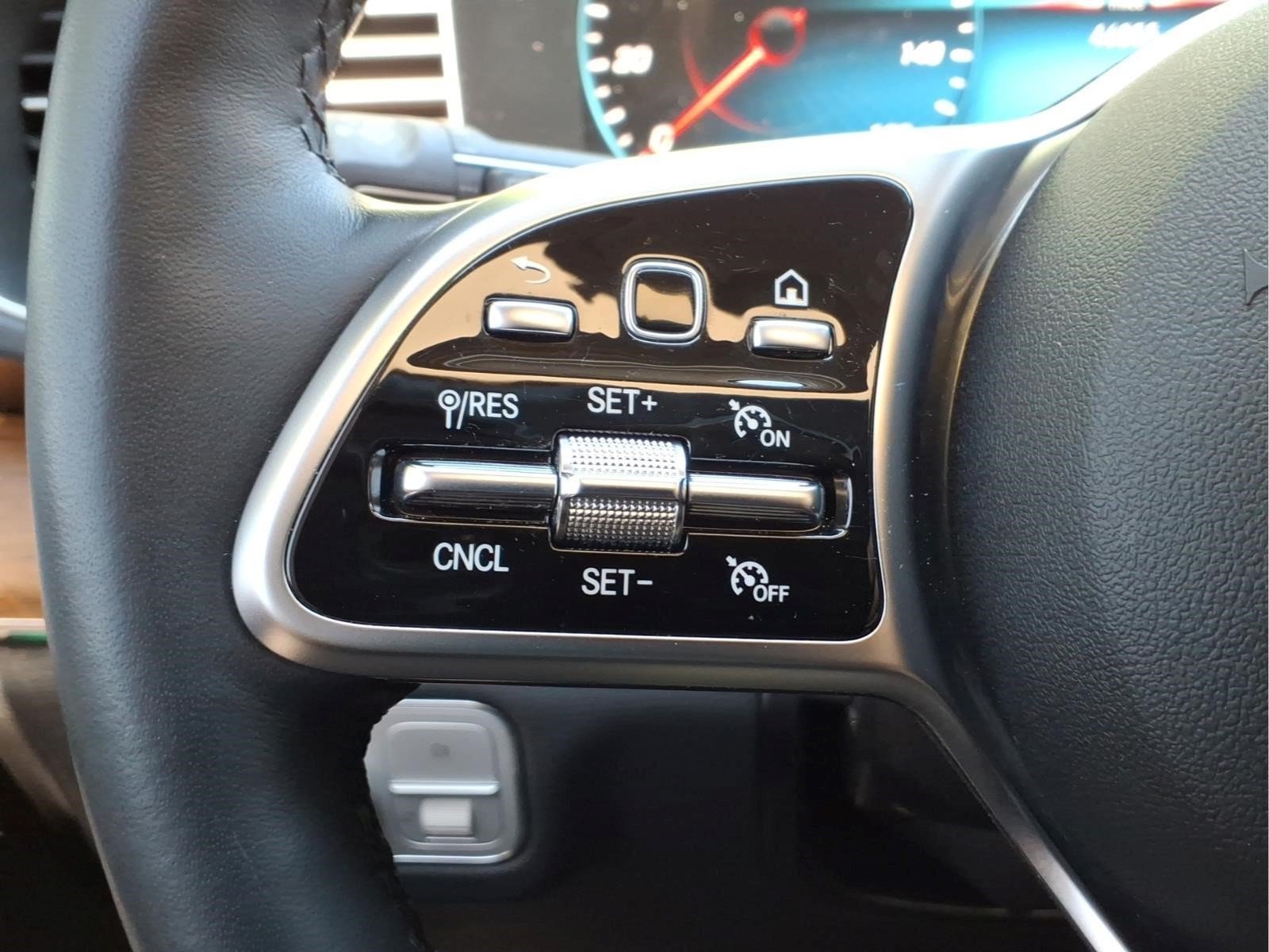 Certified 2023 Mercedes-Benz GLE 350 4MATIC image 16