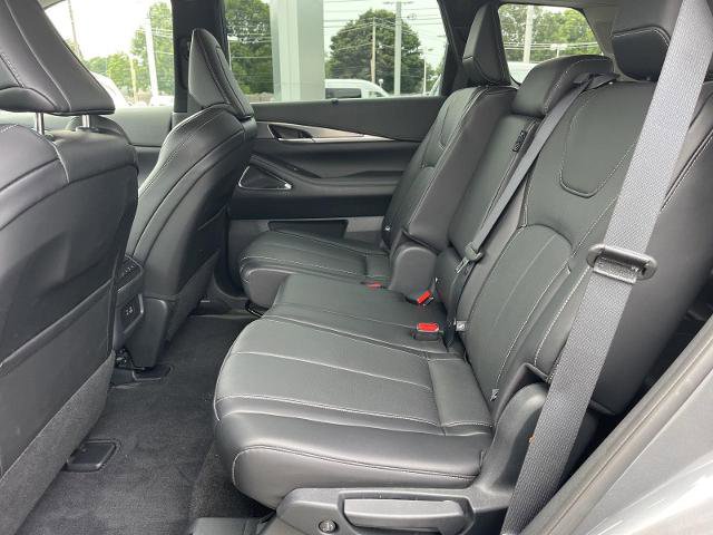 Certified 2025 INFINITI QX60 Luxe image 23