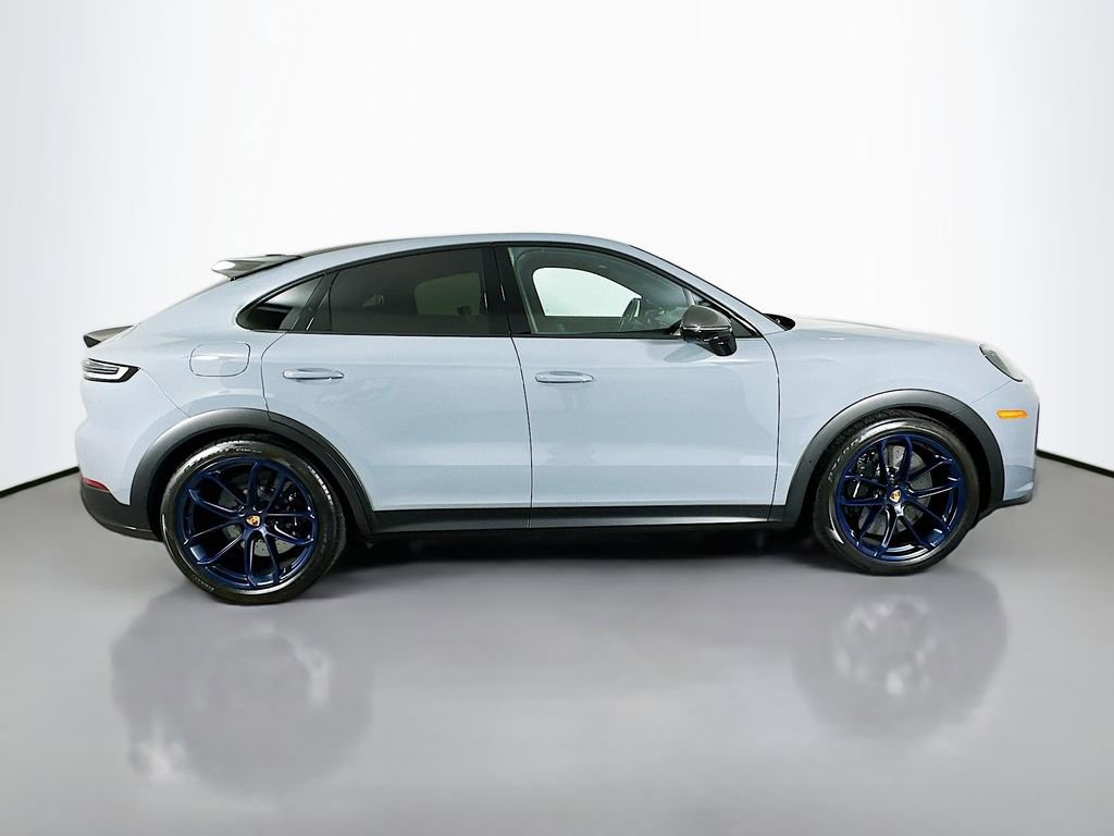 Used 2024 Porsche Cayenne Turbo GT image 8