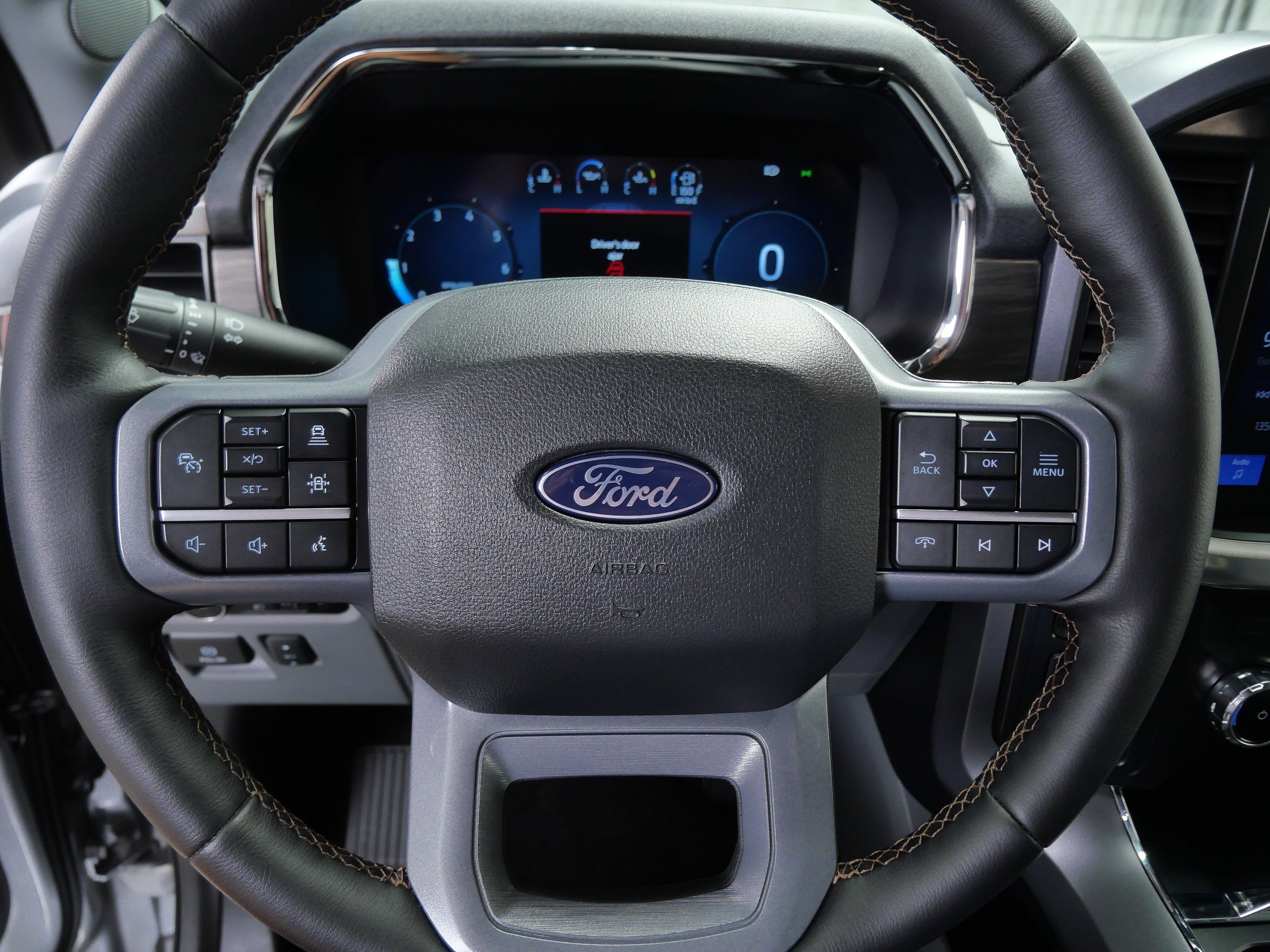 Used 2025 Ford F150 Lariat w/ Equipment Group 501A Mid AWD/4WD image 19
