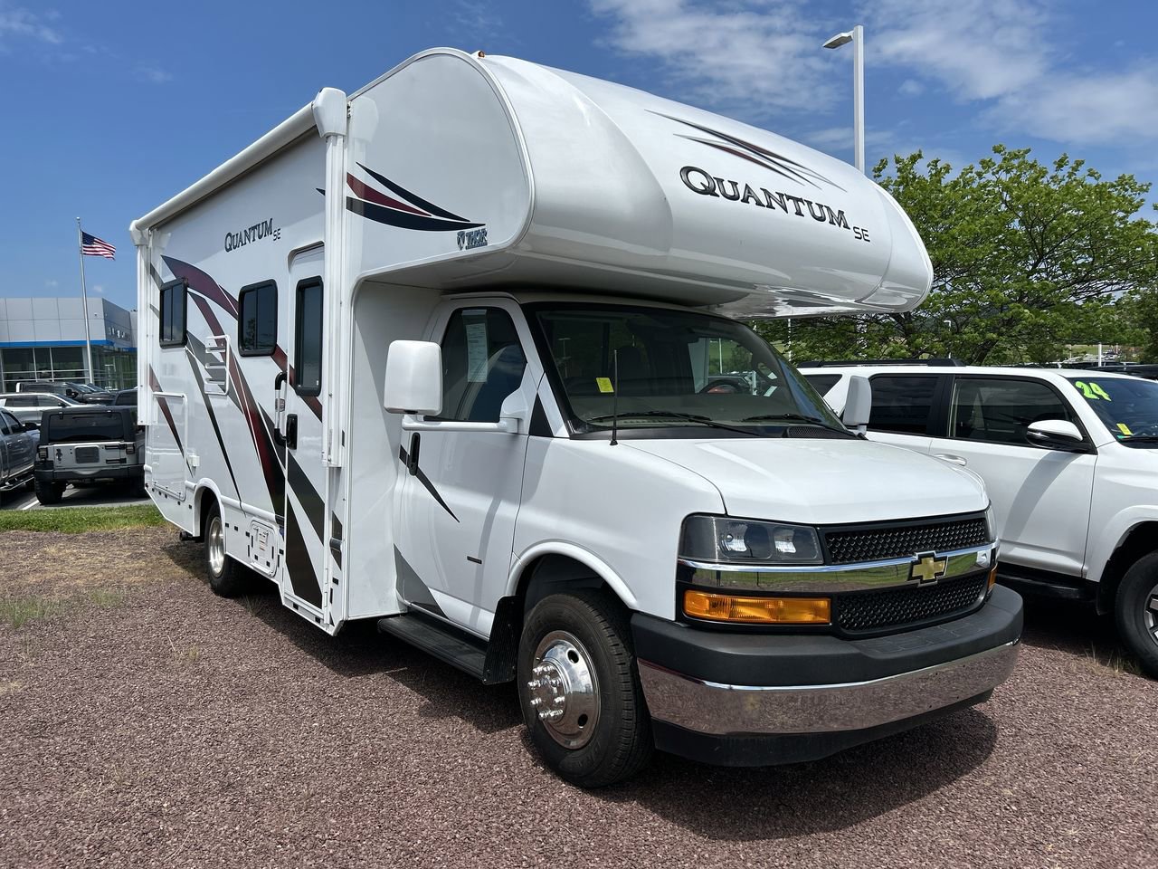 Used 2023 Chevrolet Express 3500 w/ RV Package RWD image 1