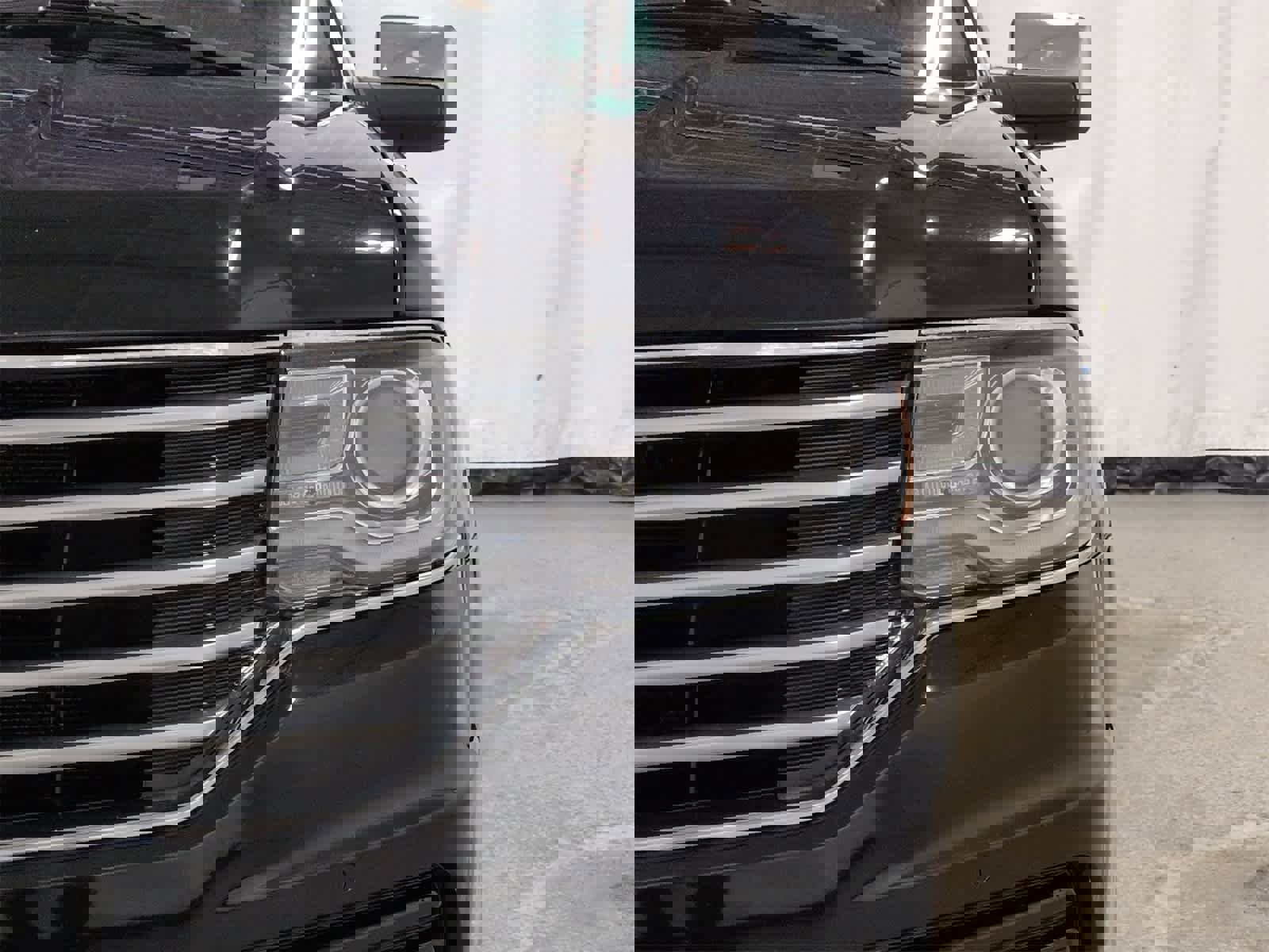 Used 2017 Lincoln Navigator L Select image 10