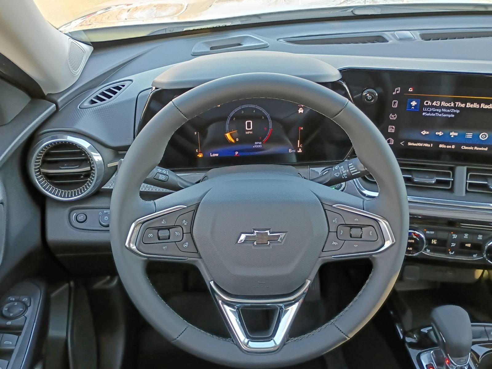 New 2026 Chevrolet Trax ACTIV w/ Sunroof Package image 27