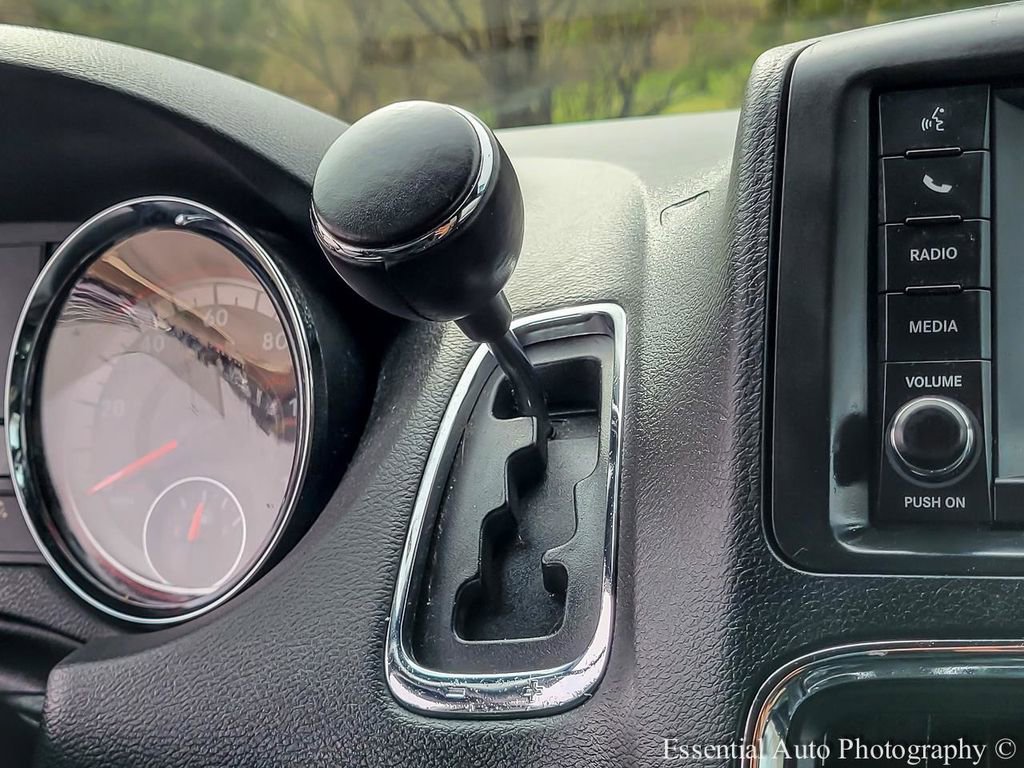 Used 2018 Dodge Grand Caravan SXT w/ Blacktop Package image 21