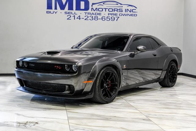 Used 2020 Dodge Challenger R/T Scat Pack RWD image 2