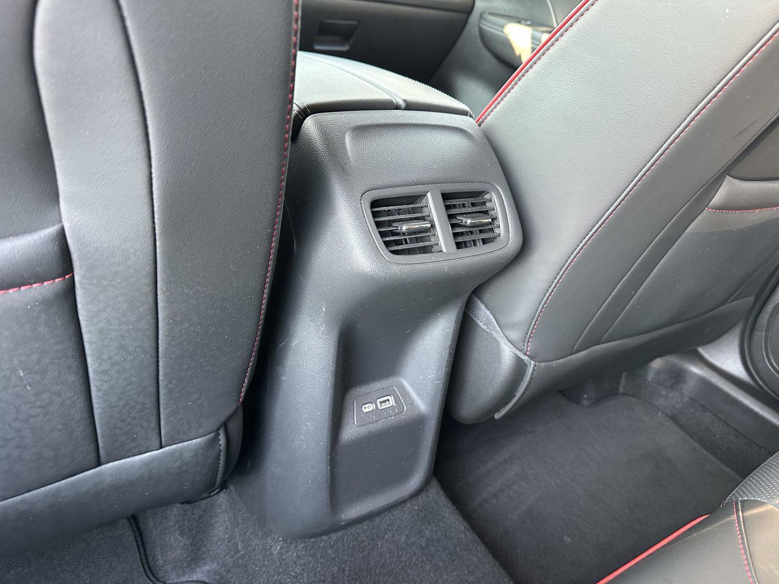 Used 2023 Buick Envision Essence w/ Sport Touring Package image 15