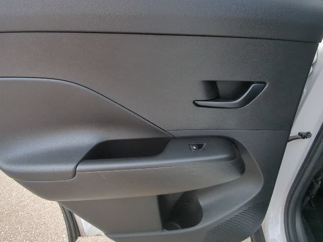 Used 2025 Hyundai Kona SEL FWD image 24