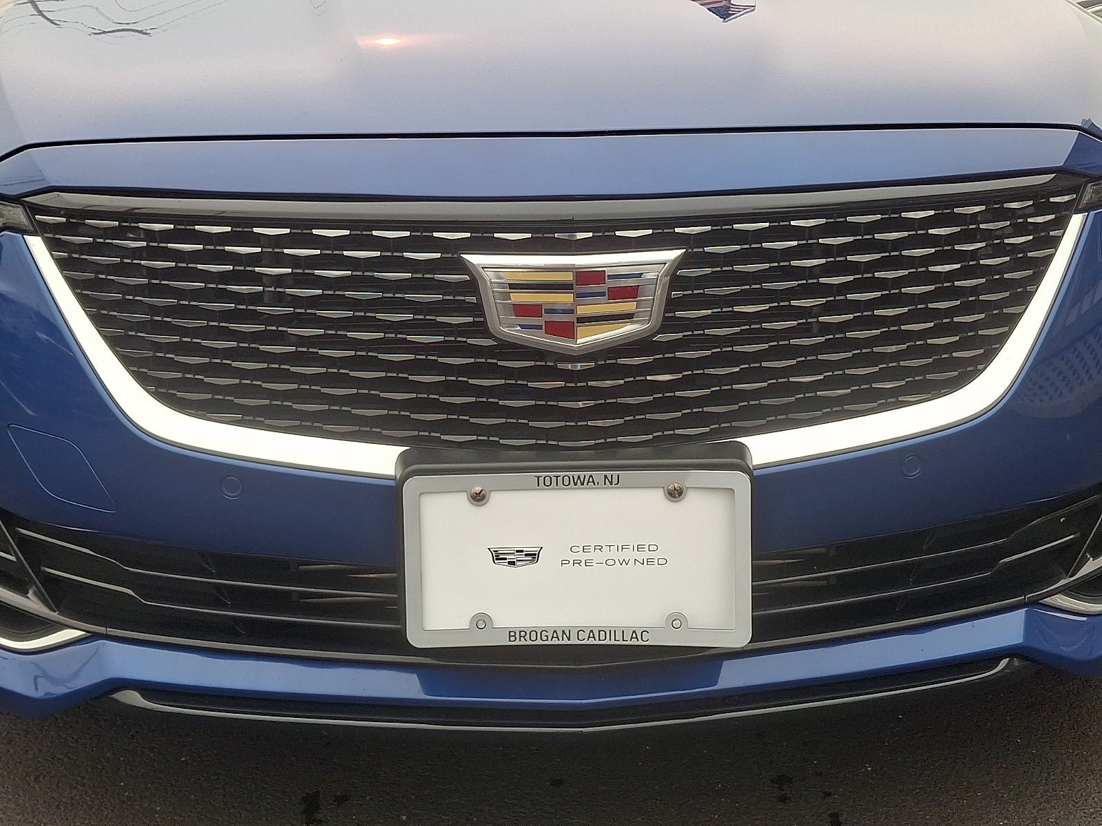 Certified 2023 Cadillac CT5 Luxury AWD/4WD image 9