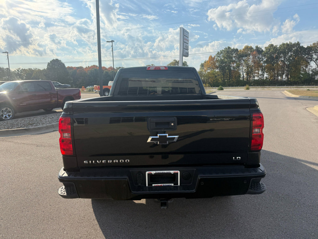 Used 2019 Chevrolet Silverado 1500 LT w/ All Star Edition image 4