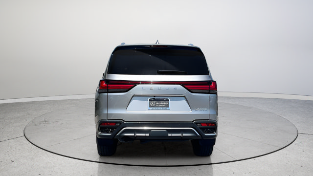 Used 2023 Lexus LX 600 F Sport AWD/4WD image 4