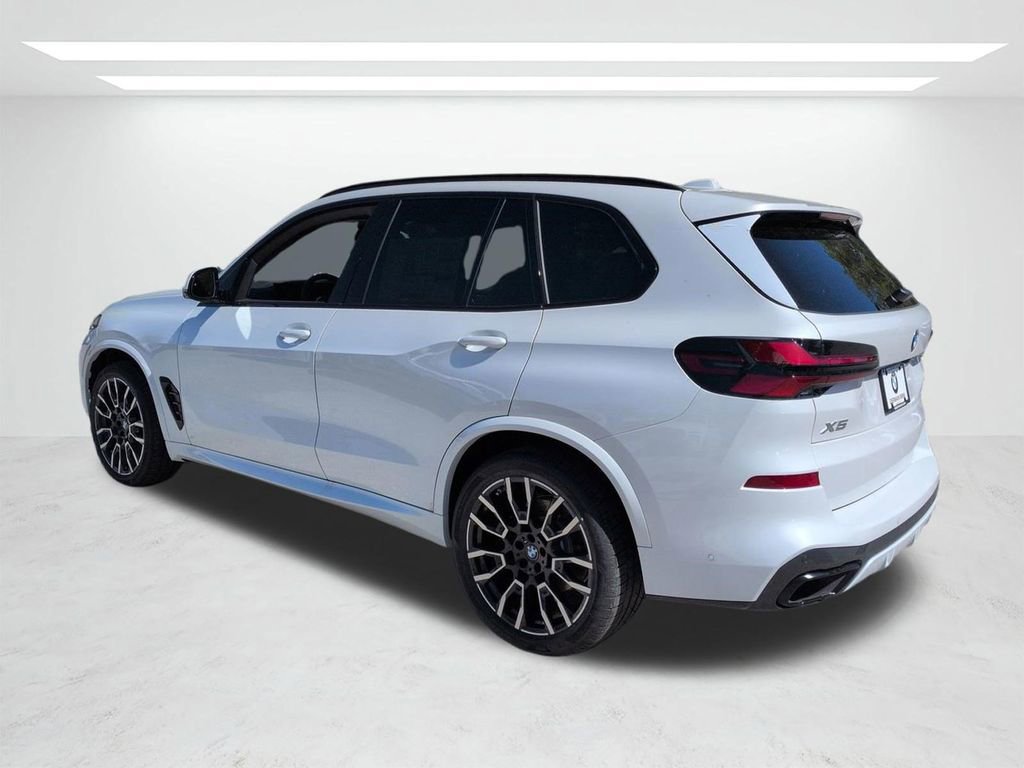 New 2026 BMW X5 xDrive40i w/ M Sport Package image 6