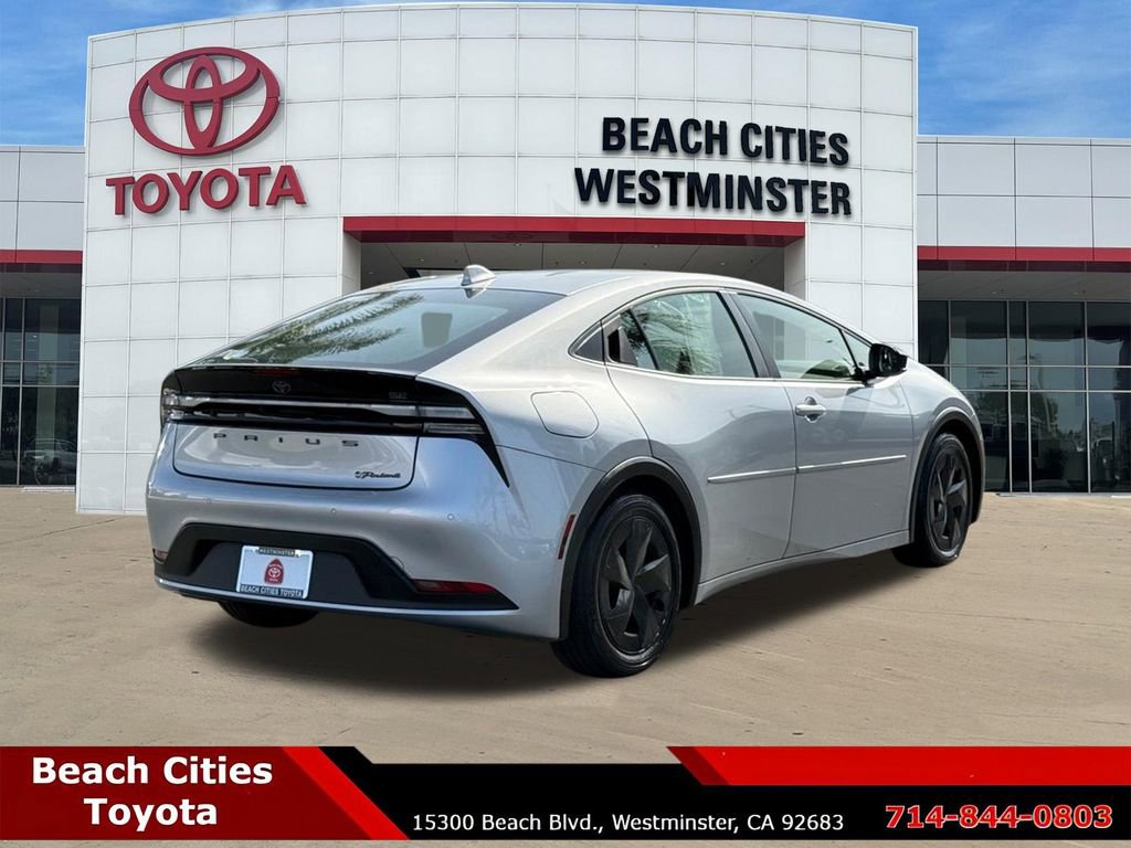 Used 2024 Toyota Prius Prime SE FWD image 13