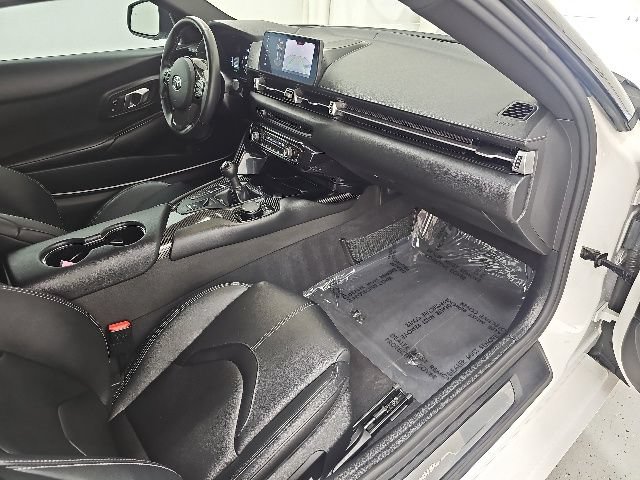 Used 2024 Toyota Supra RWD image 33