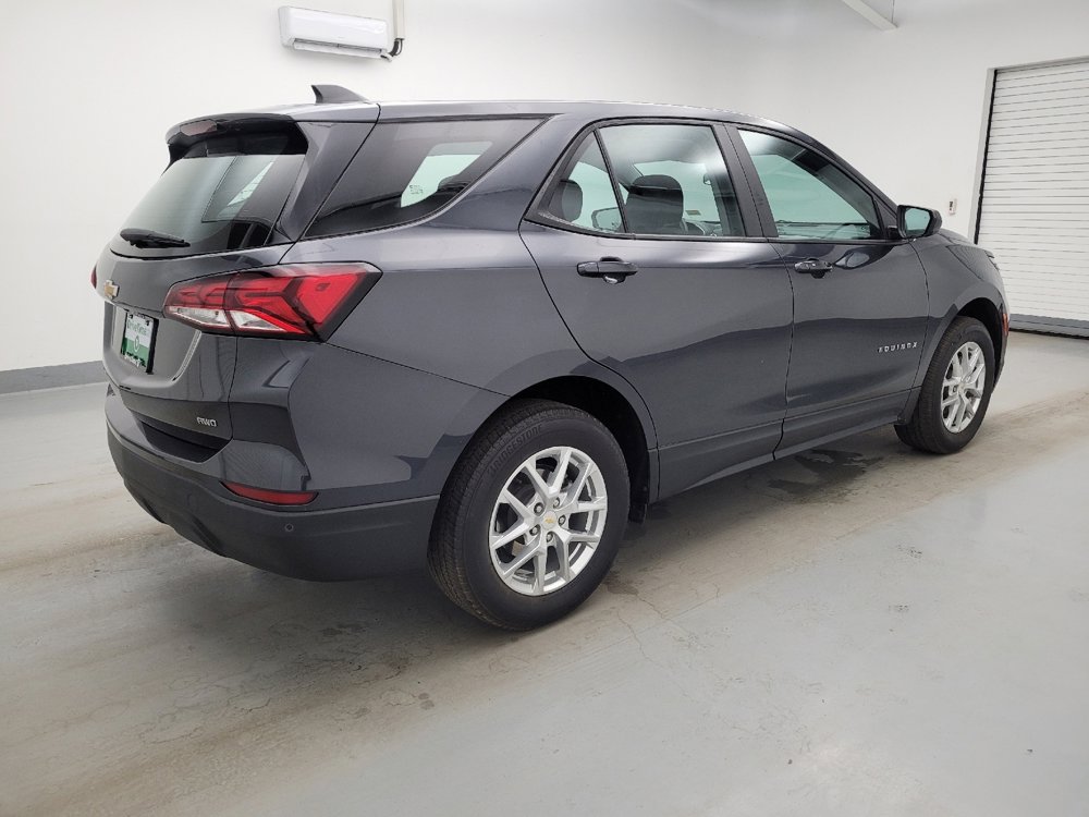 Used 2022 Chevrolet Equinox LS AWD/4WD image 10