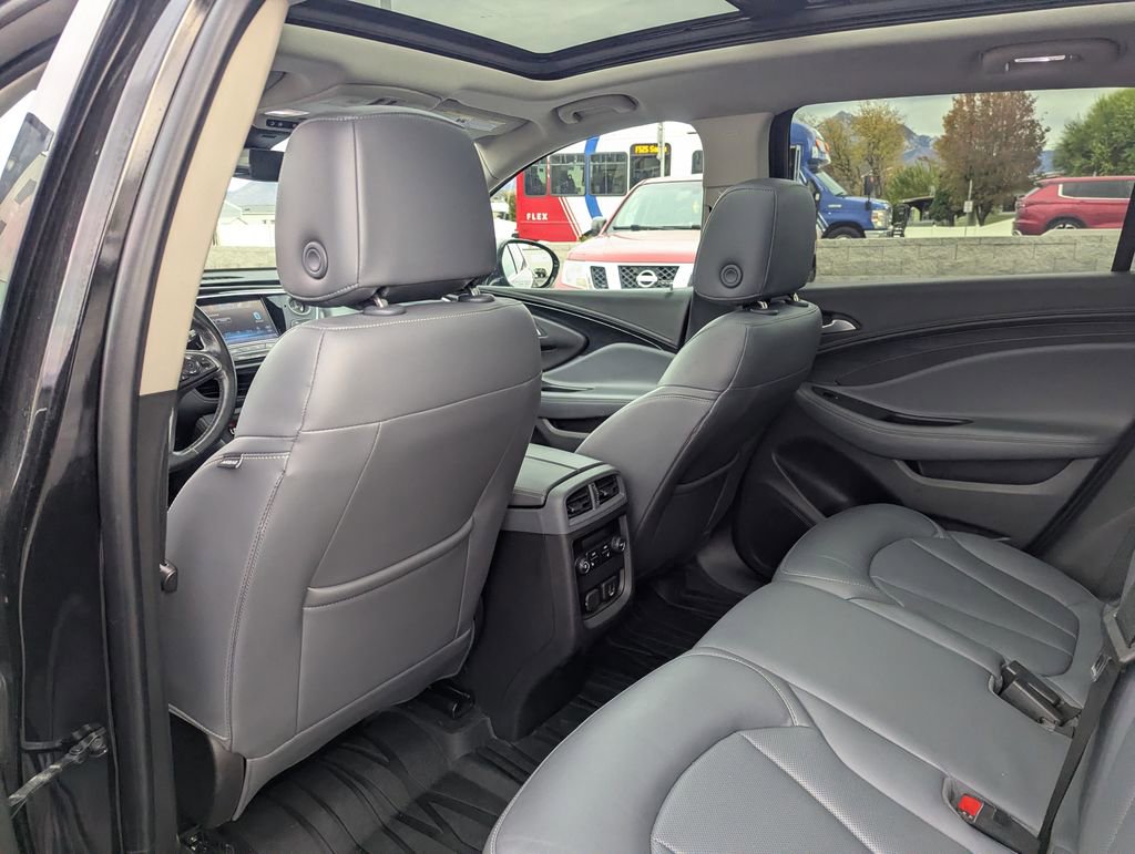 Used 2020 Buick Envision Premium AWD/4WD image 32