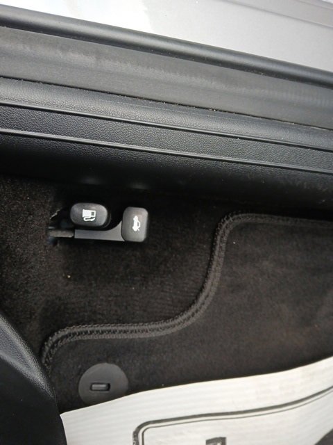 Used 2023 Hyundai Elantra SEL image 30