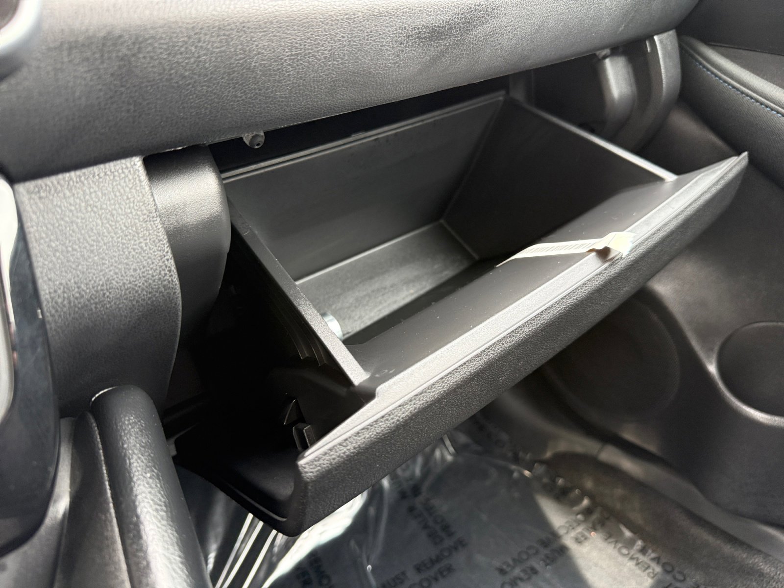 Used 2025 Nissan Leaf SV Plus image 19