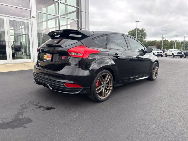 Used 2016 Ford Focus ST FWD image 7